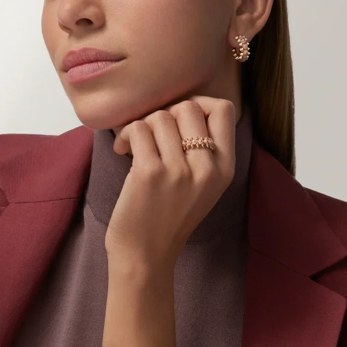 Clash de Cartier Ohrringe, rosa Chalcedon