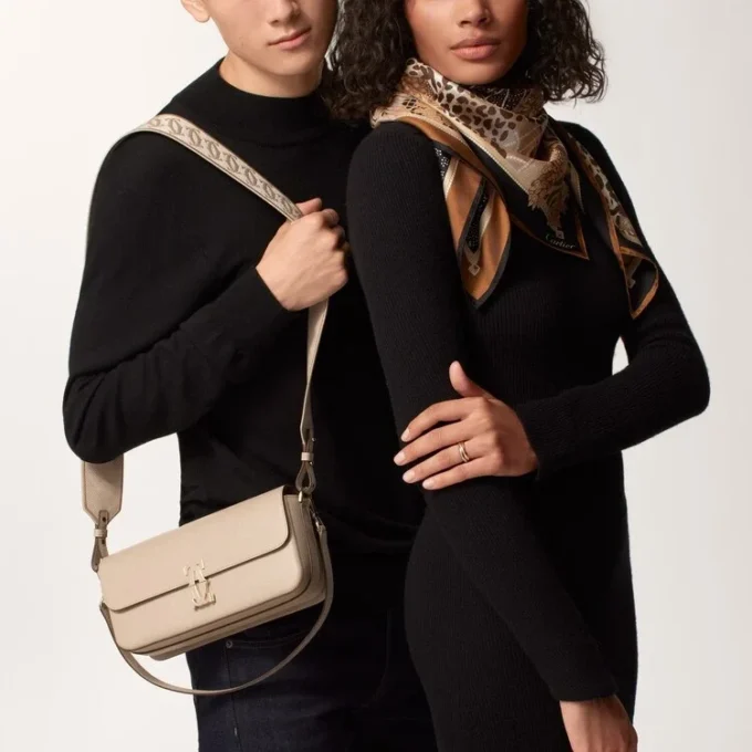 East-West-Tasche, C de Cartier