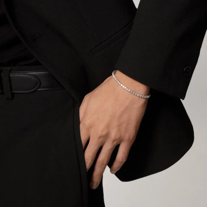 Lignes Essentielles Armbänder, Diamanten im Brillantschliff