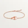 Love-Armband, an Kette