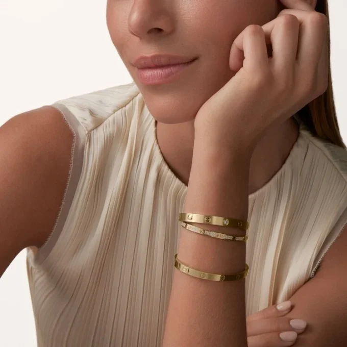 Love-Armband, klassisches Modell, gebürstet, 4 Diamanten