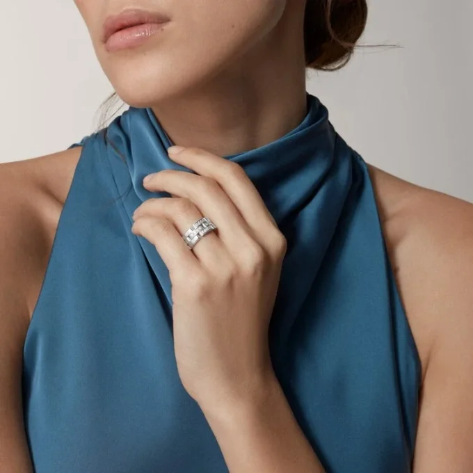 Maillon Panthere Ring, 3 Reihen mit Halbdiamanten – Weißgold, Diamanten – Cartier
