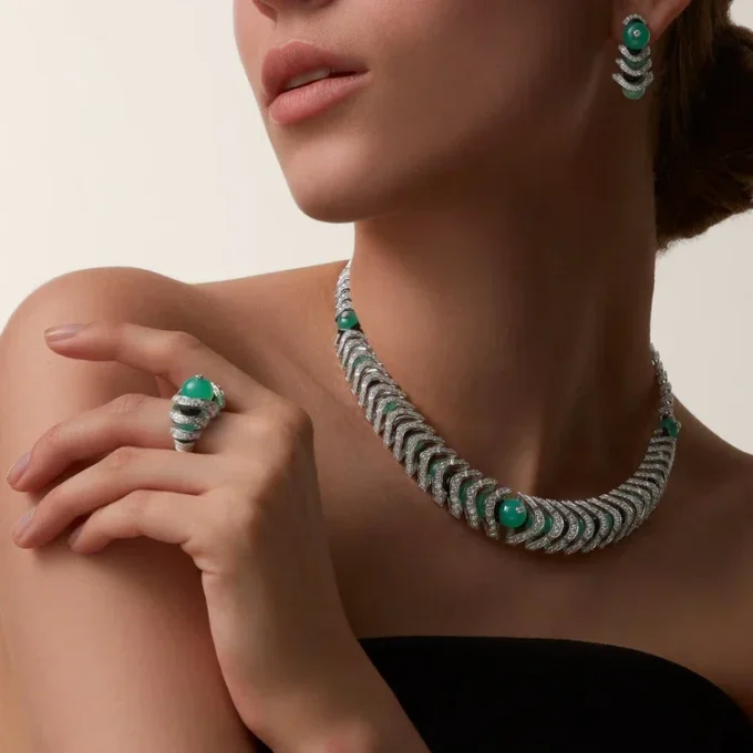 Ohrringe „Geometrie & Contrastes“, Chrysopras, Pavé