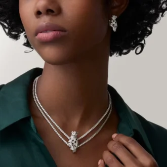 Panthere De Cartier Ohrringe, pavé-gefasst